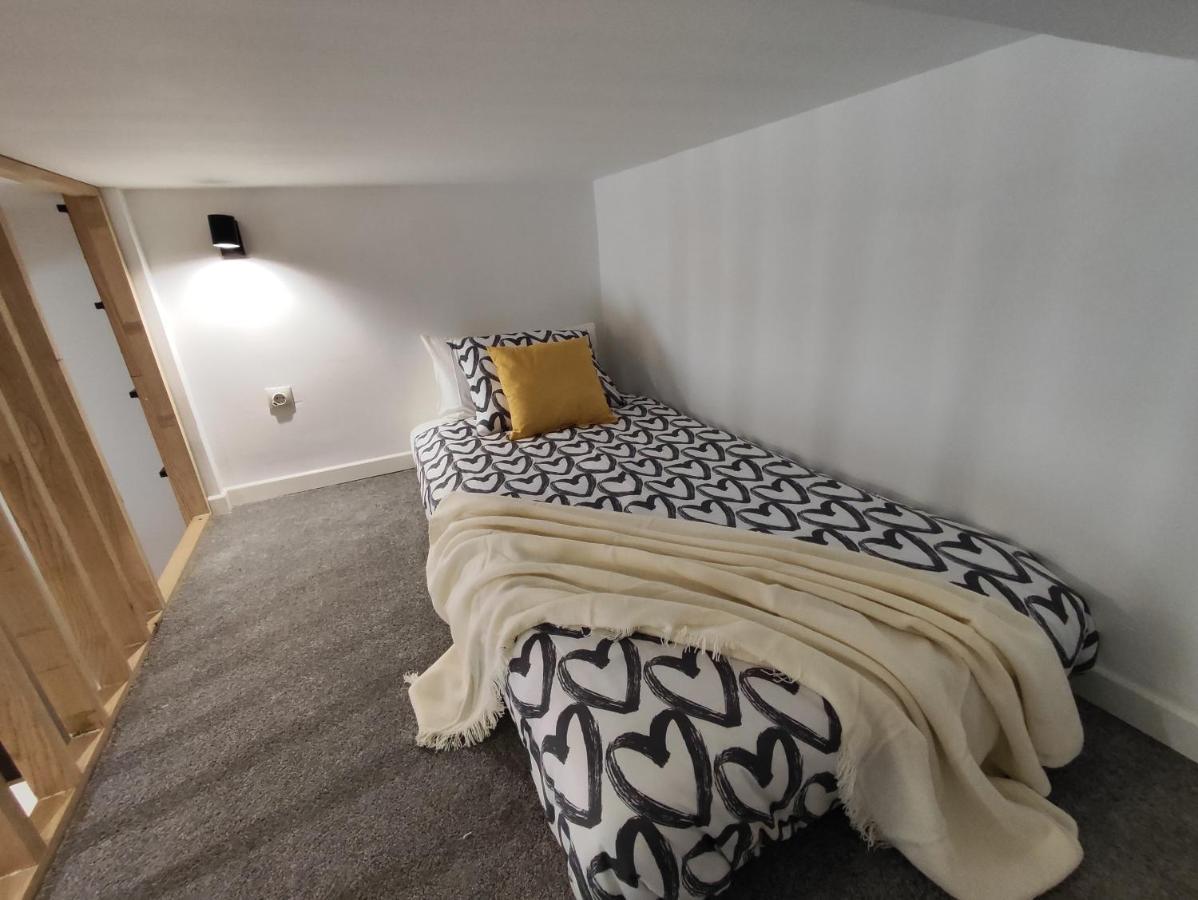 Precioso Apartamento En Puente Vallecas, Madrid. D Buitenkant foto